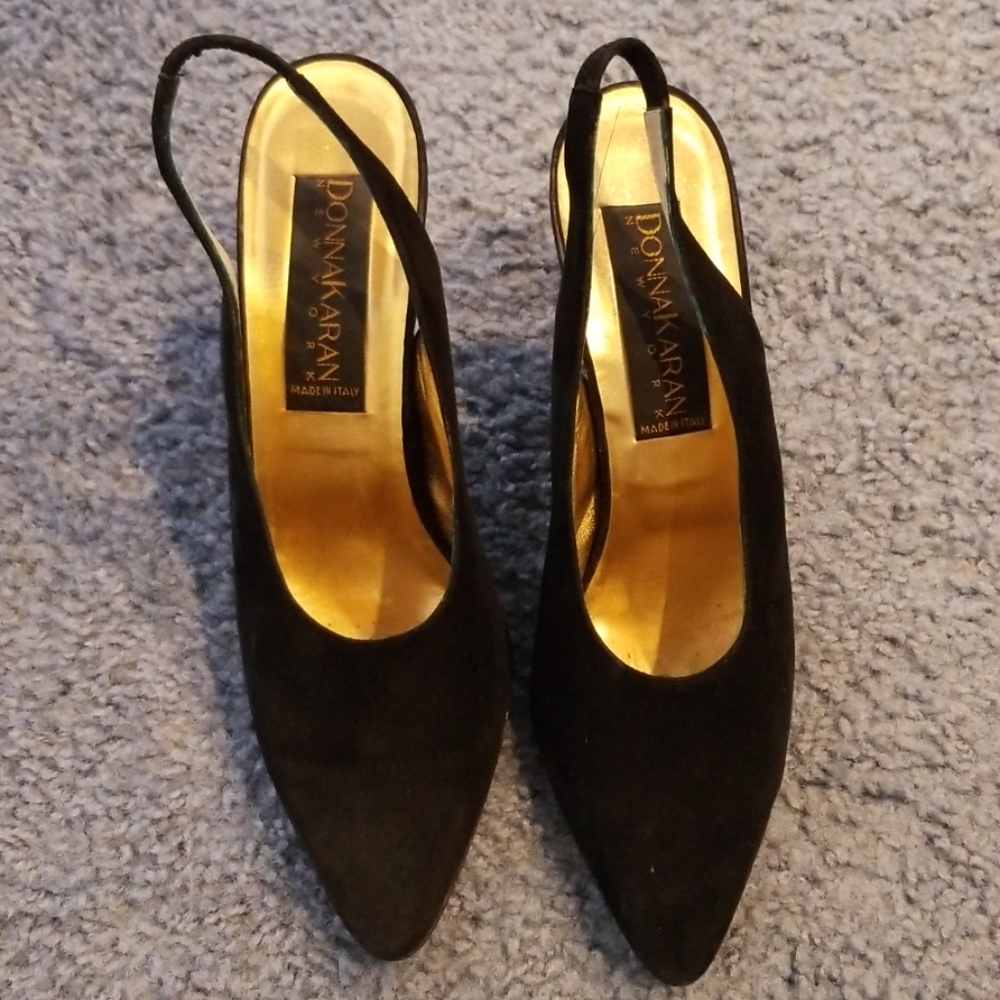 Women's Donna Karan Suede pumps